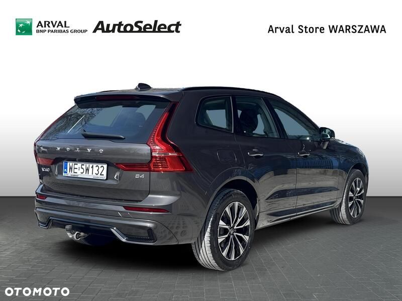 Volvo XC 60 B4 B Plus Dark - 6