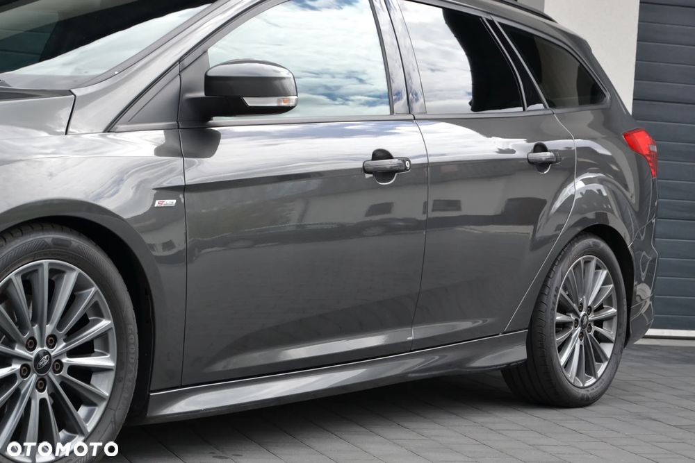 Ford Focus 1.5 EcoBoost ST-Line ASS - 10
