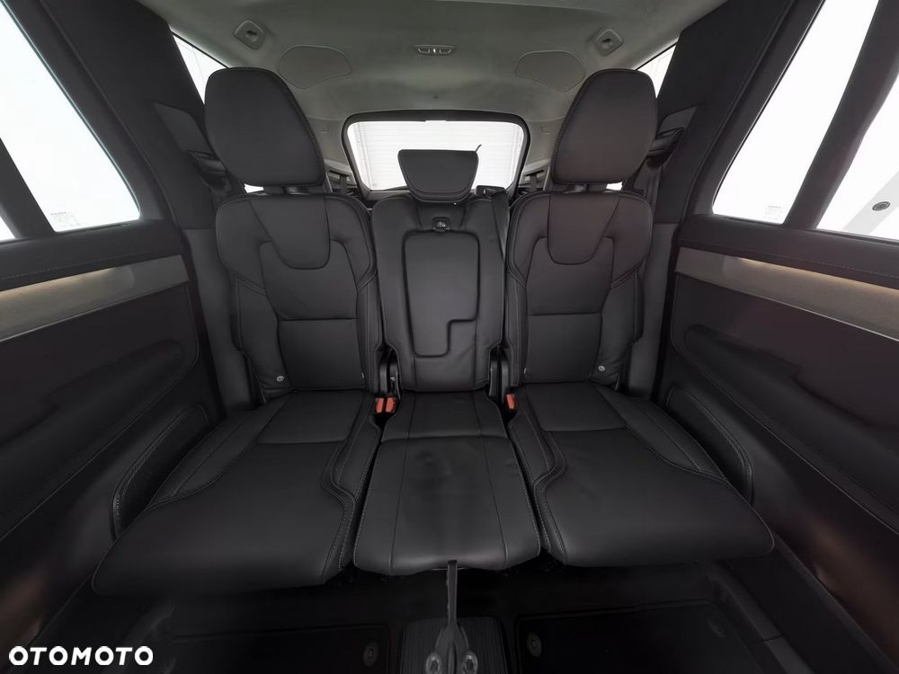 Volvo XC 90 T8 AWD Ultra Dark - 27