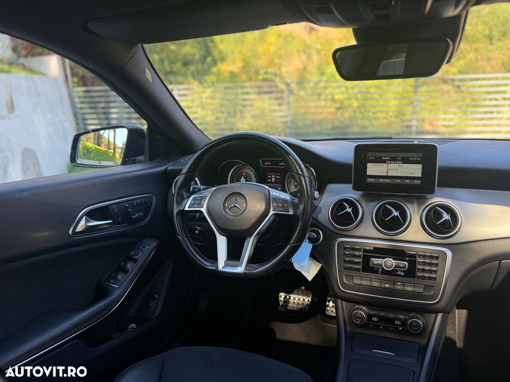 Mercedes-Benz CLA 220 CDI 7G-DCT AMG Line - 18