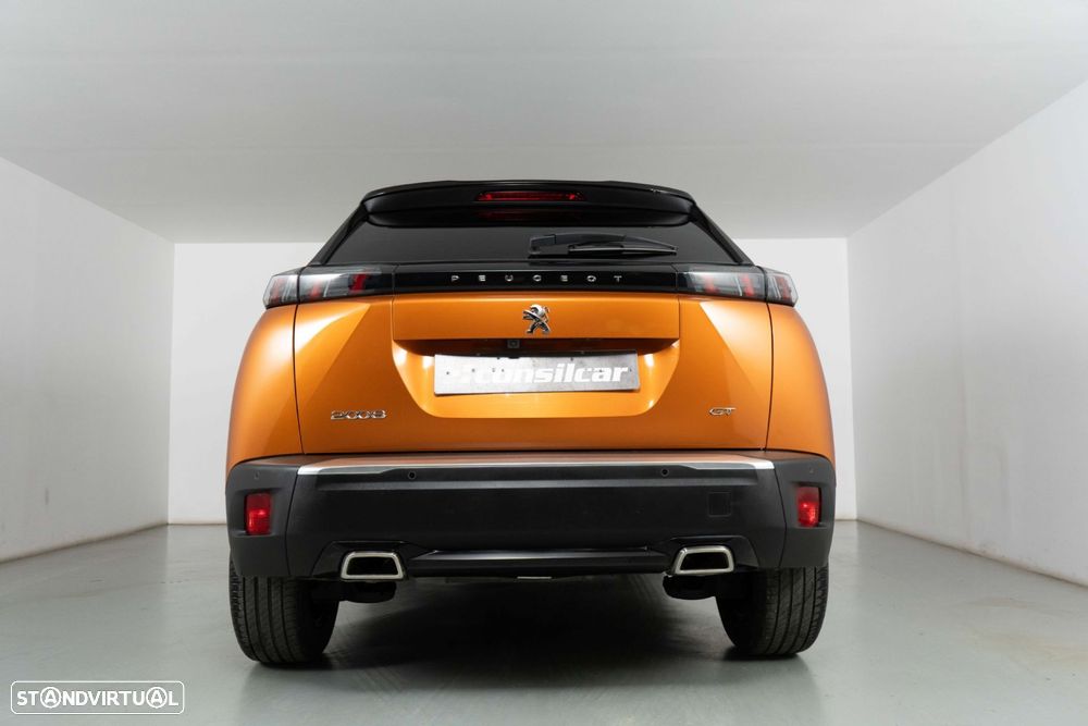 Peugeot 2008 1.2 PureTech GT - 4
