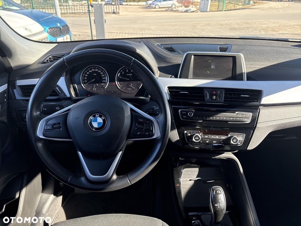 BMW X2 sDrive18i - 11