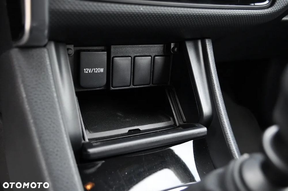 Toyota Auris 1.33 VVT-i Comfort - 32