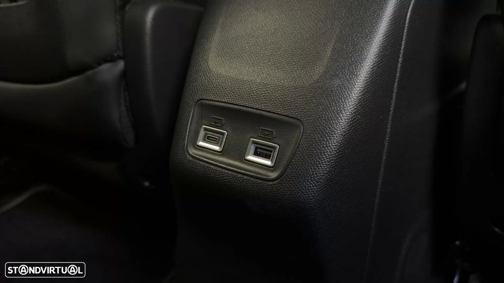 Peugeot e-2008 50 kWh GT Line - 21