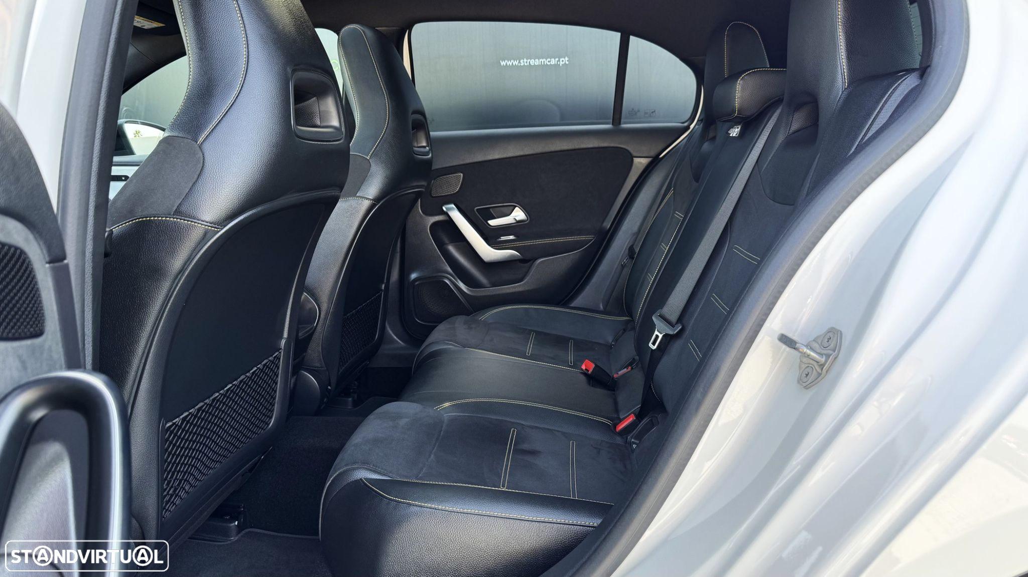 Mercedes-Benz A 45 AMG S 4Matic+ Speedshift DCT 8G Advanced-Plus - 36