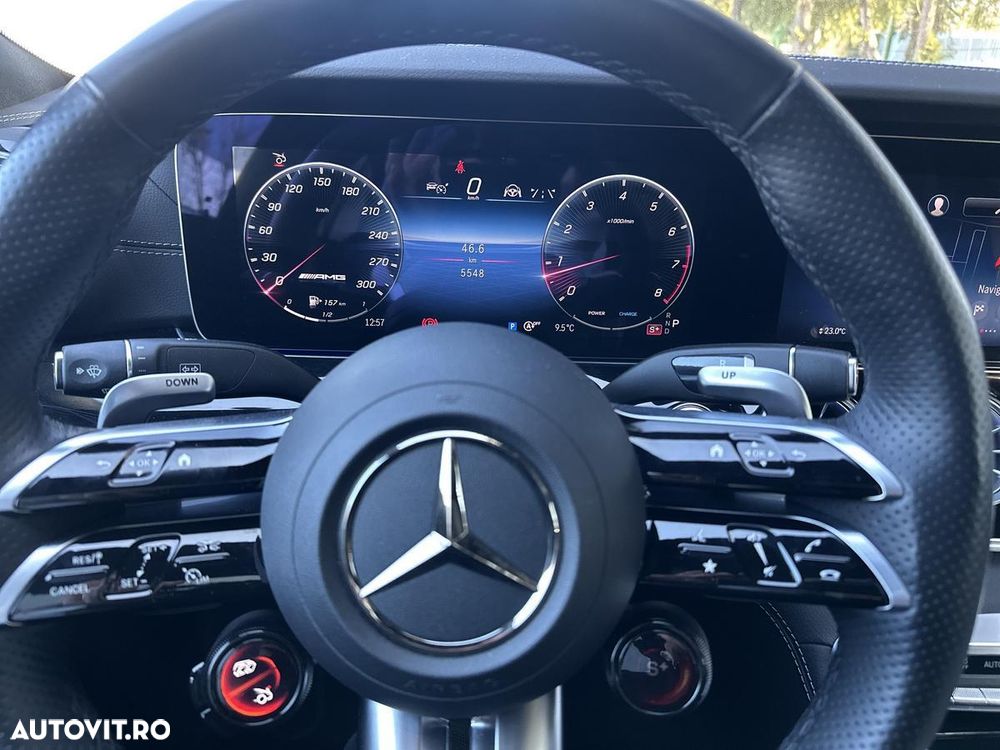 Mercedes-Benz AMG GT - 11