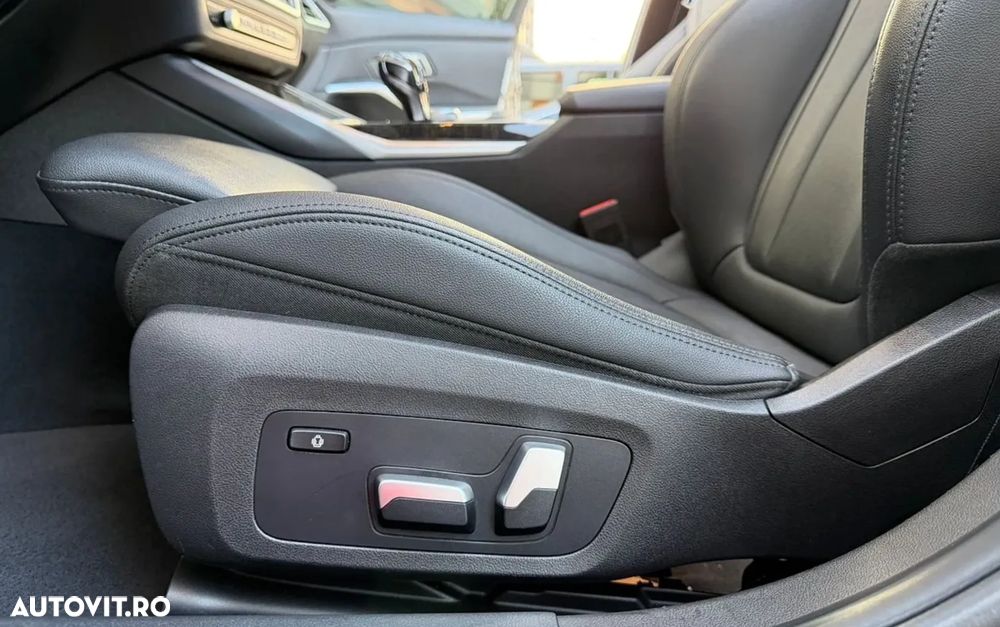 BMW Seria 3 330i AT M Sport - 7