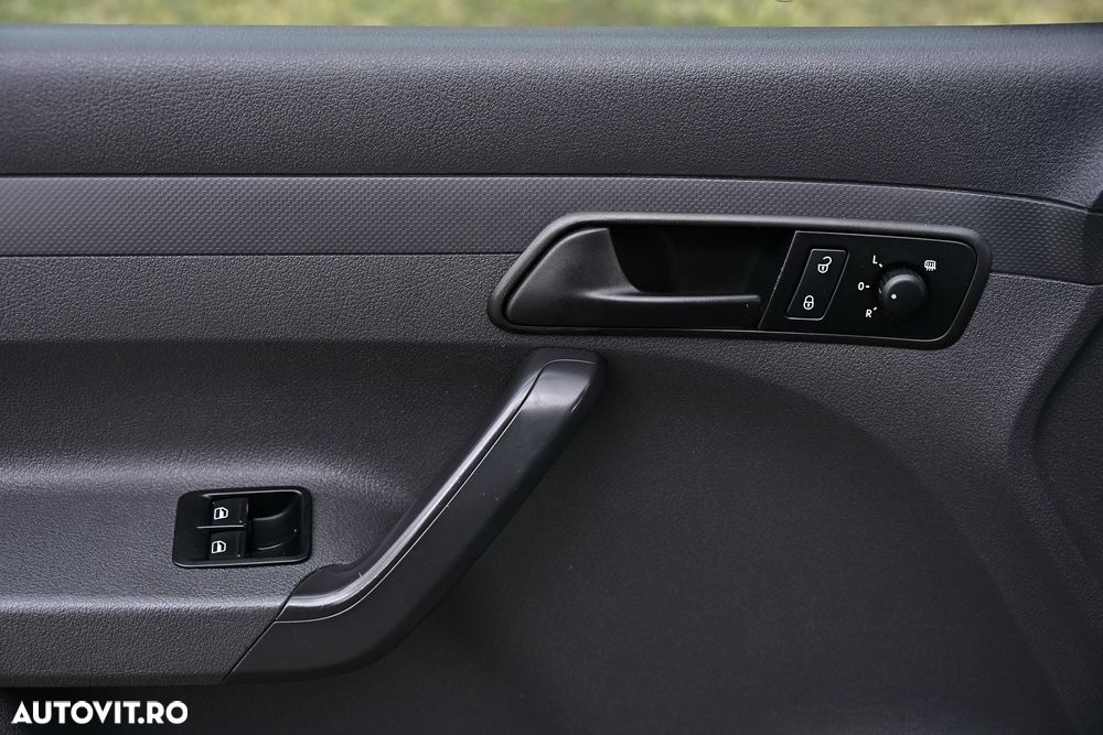 Volkswagen Caddy ver-1-6-tdi-trendline - 18