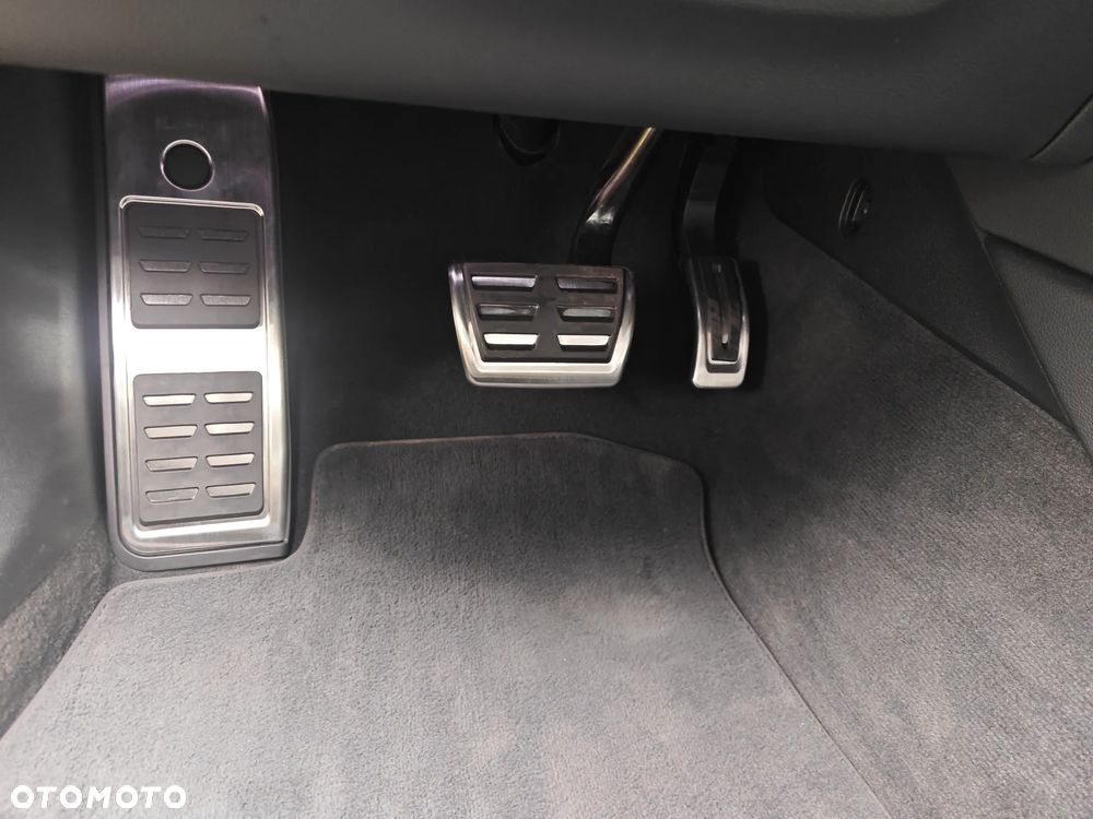 Audi A4 Limousine - 23