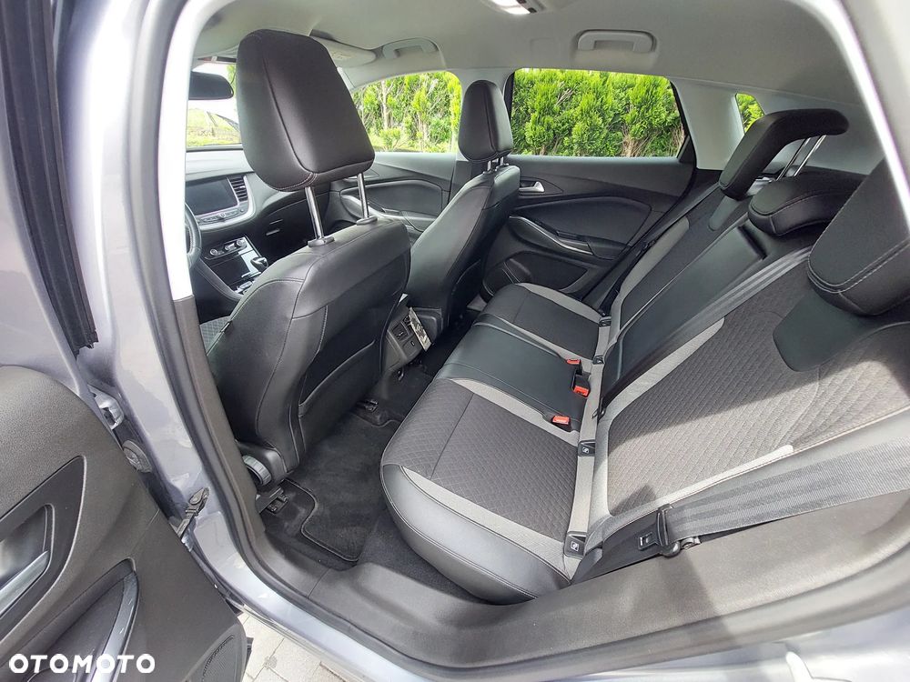 Opel Grandland X 1.2 T GPF Design Line S&S - 26