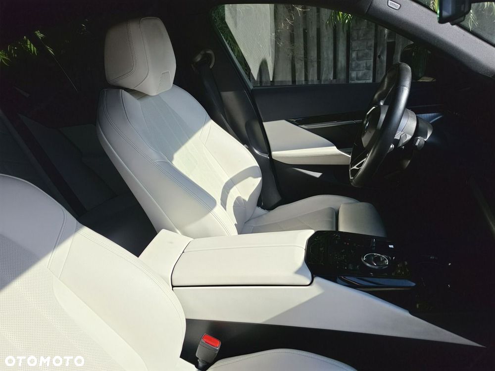 BMW Seria 5 520d xDrive mHEV M Sport - 20