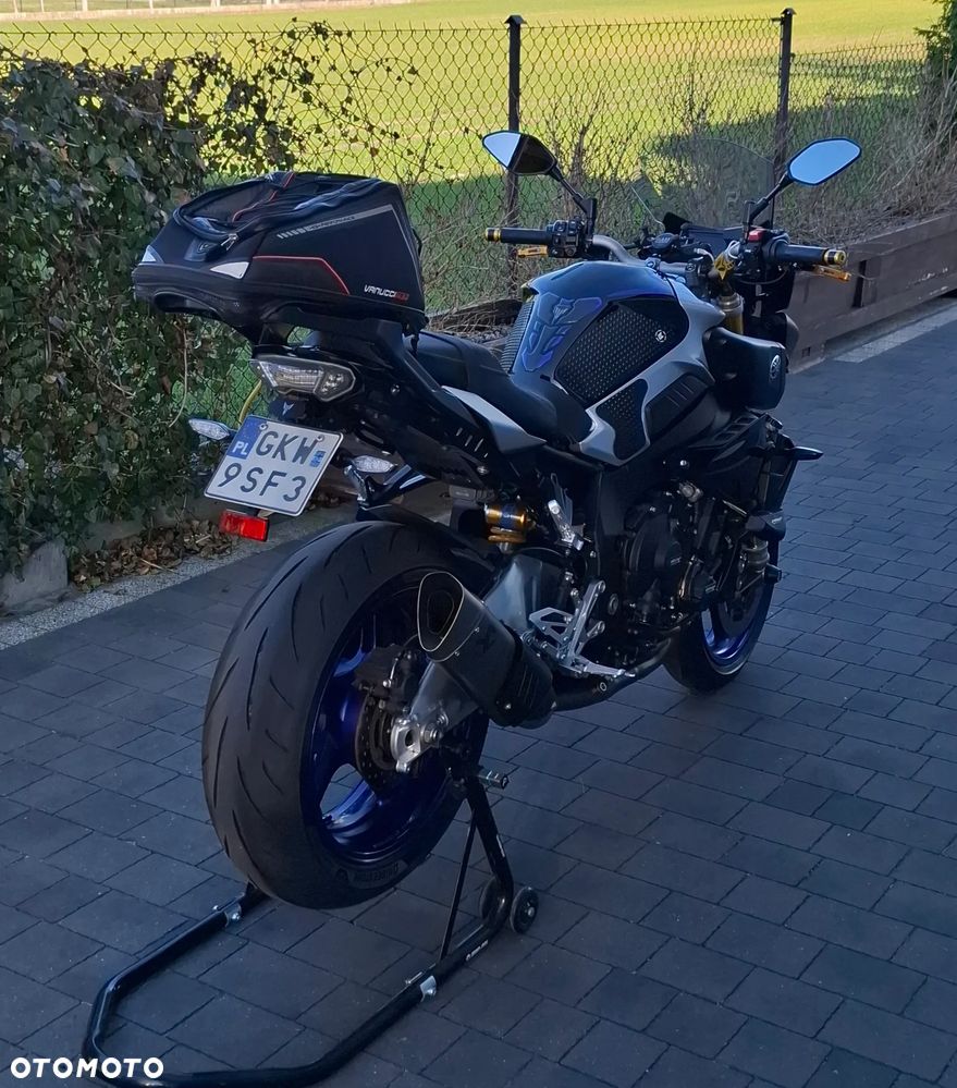 Yamaha MT - 7