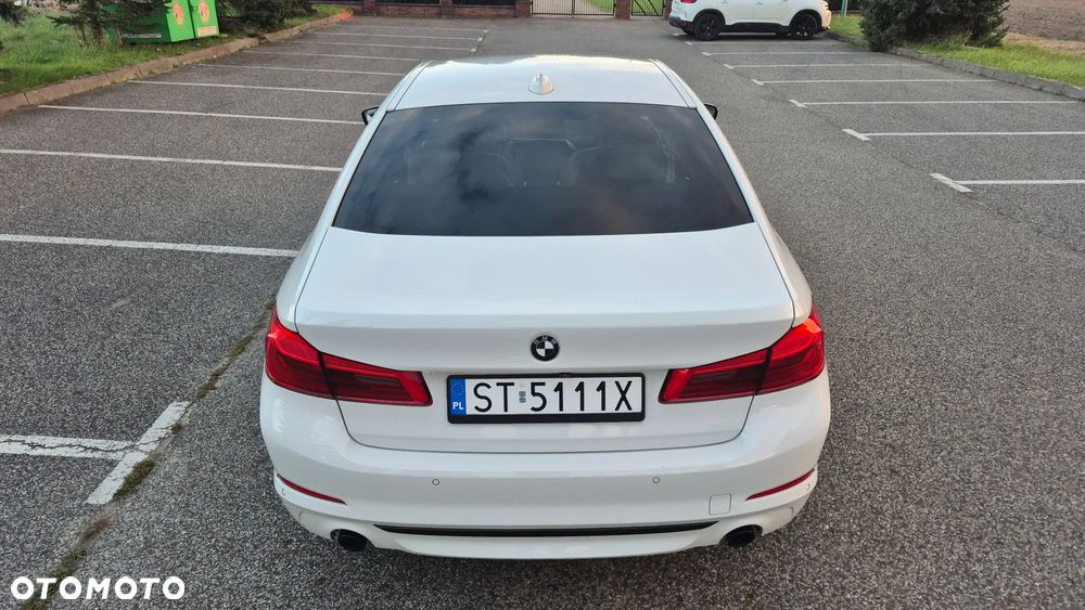BMW Seria 5 520d Luxury Line - 8