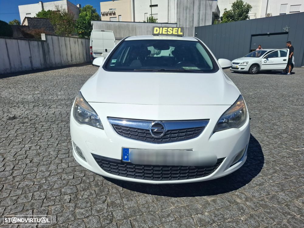 Opel Astra 1.3 CDTi Enjoy - 4