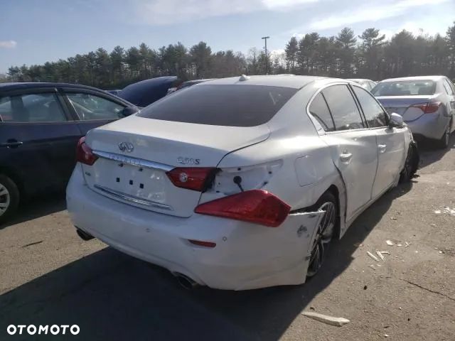 Infiniti Q50 - 14