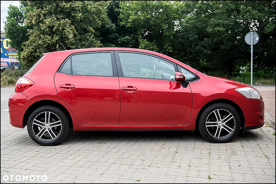 Toyota Auris - 5