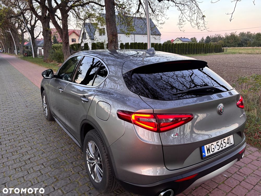 Alfa Romeo Stelvio 2.0 Turbo TI Q4 - 21