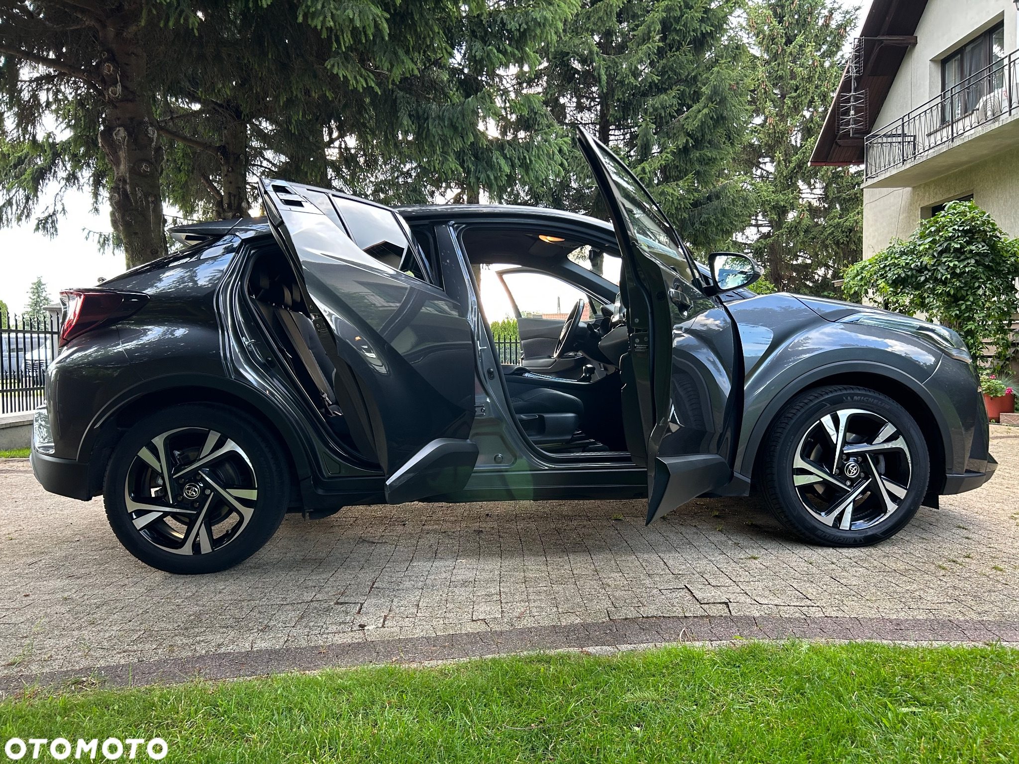 Toyota C-HR 2.0 Hybrid Style - 32