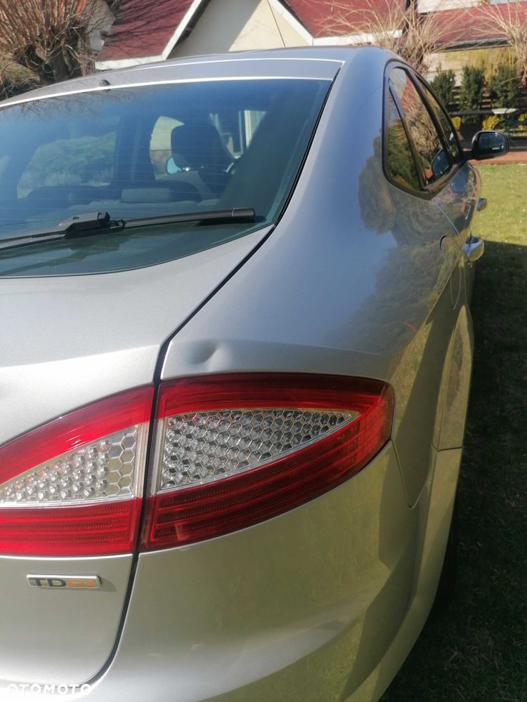 Ford Mondeo - 8
