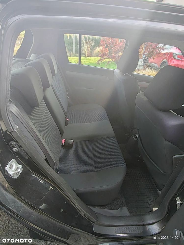 Suzuki Swift 1.3 DDiS GLX / Comfort - 8