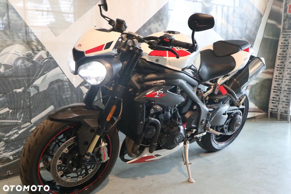 Triumph Speed Triple - 2