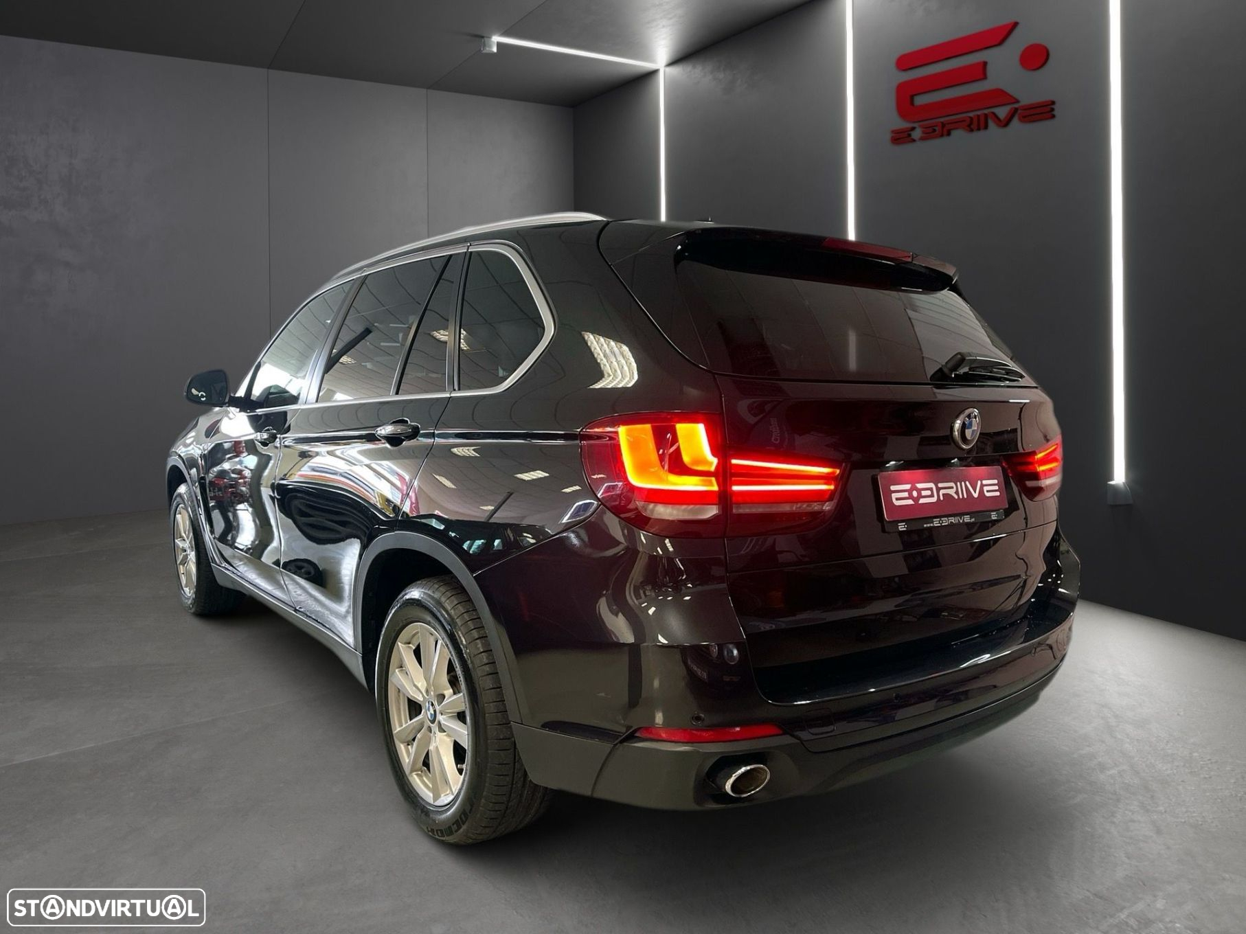 BMW X5 25 d sDrive Comfort 7L - 3