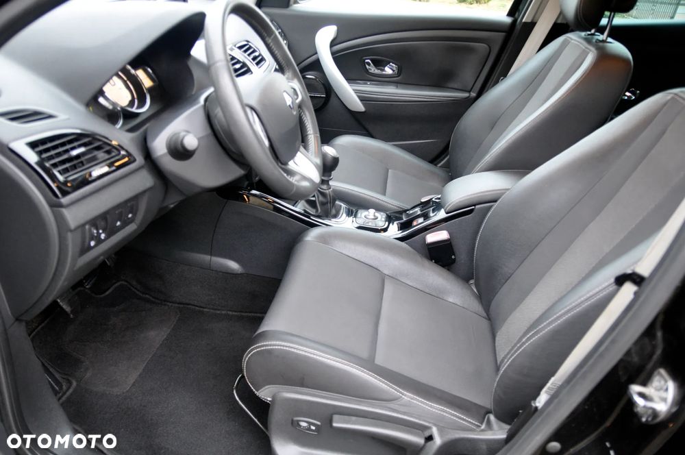 Renault Megane 1.2 16V TCE Energy Bose Edition - 9