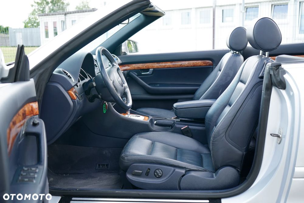 Audi A4 Cabrio - 16