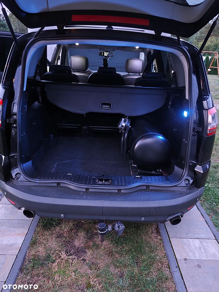 Ford S-Max - 9