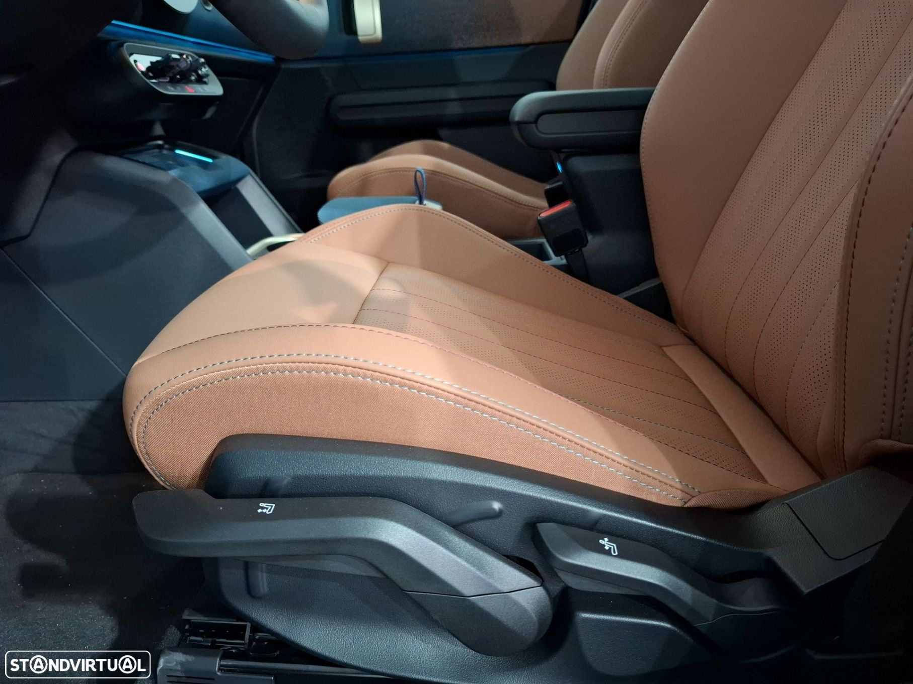 MINI Countryman D Favoured - 15
