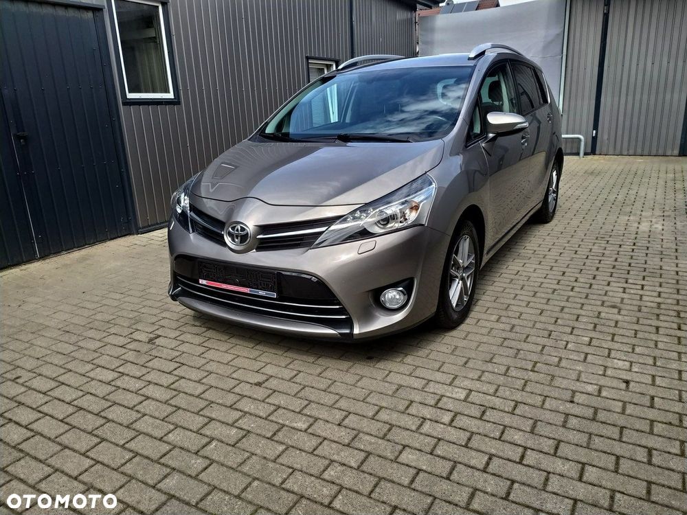 Toyota Verso 1.8 Prestige 7os MS - 2