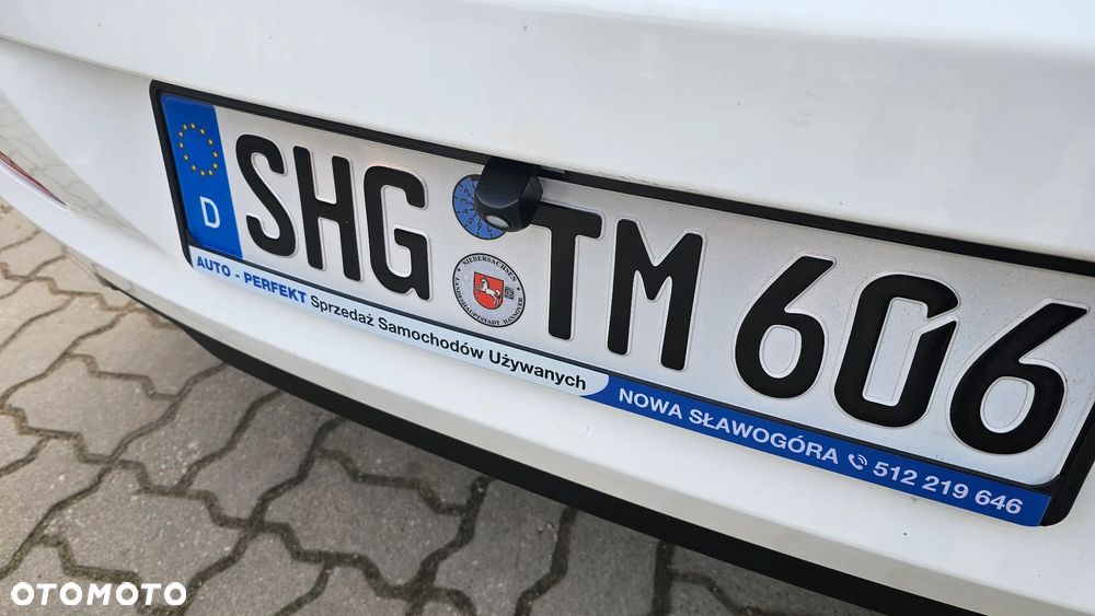 Hyundai i20 1.2 FIFA WM Edition - 21