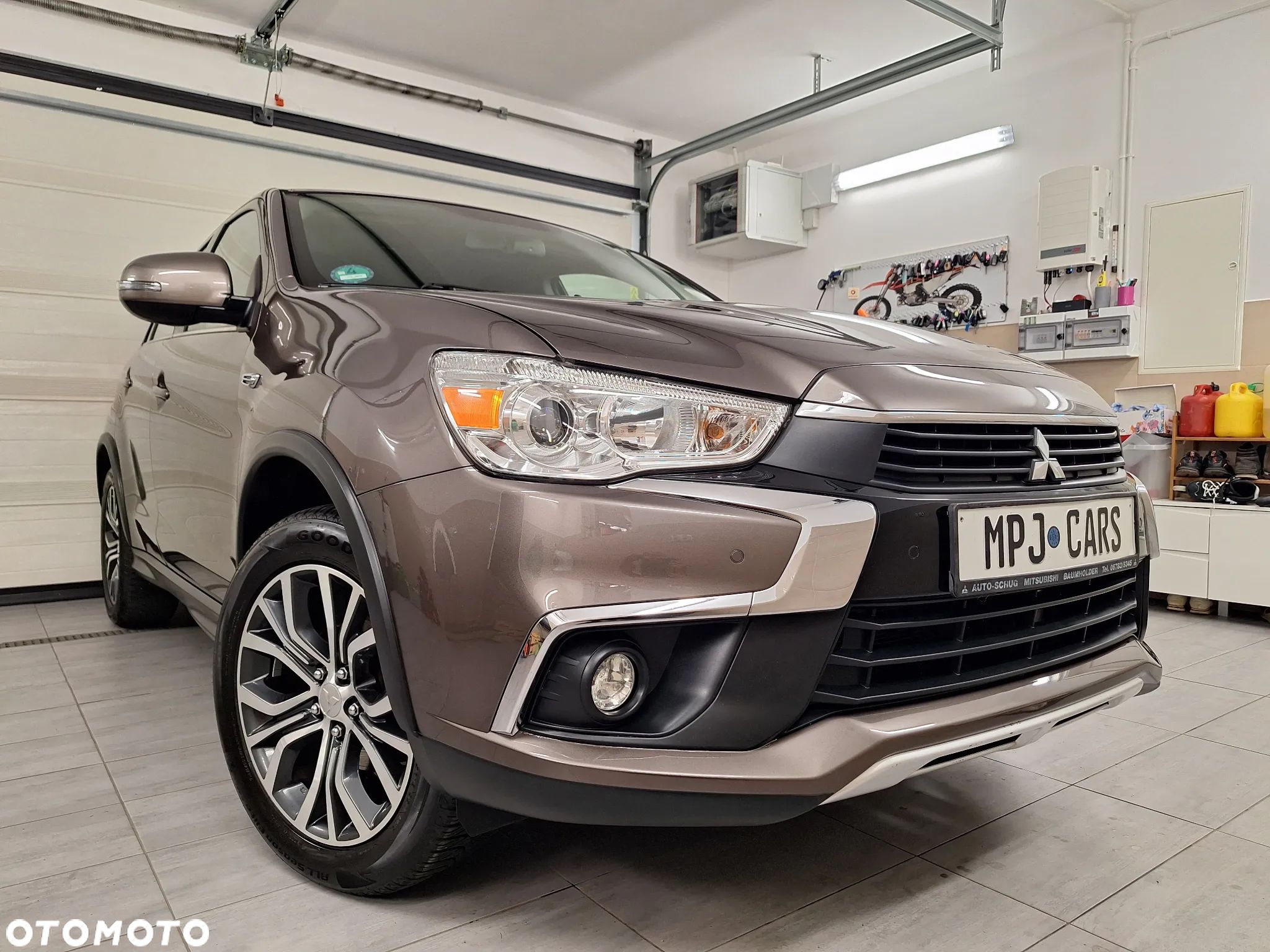 Mitsubishi ASX 1.6 2WD Diamant Edition+ - 1