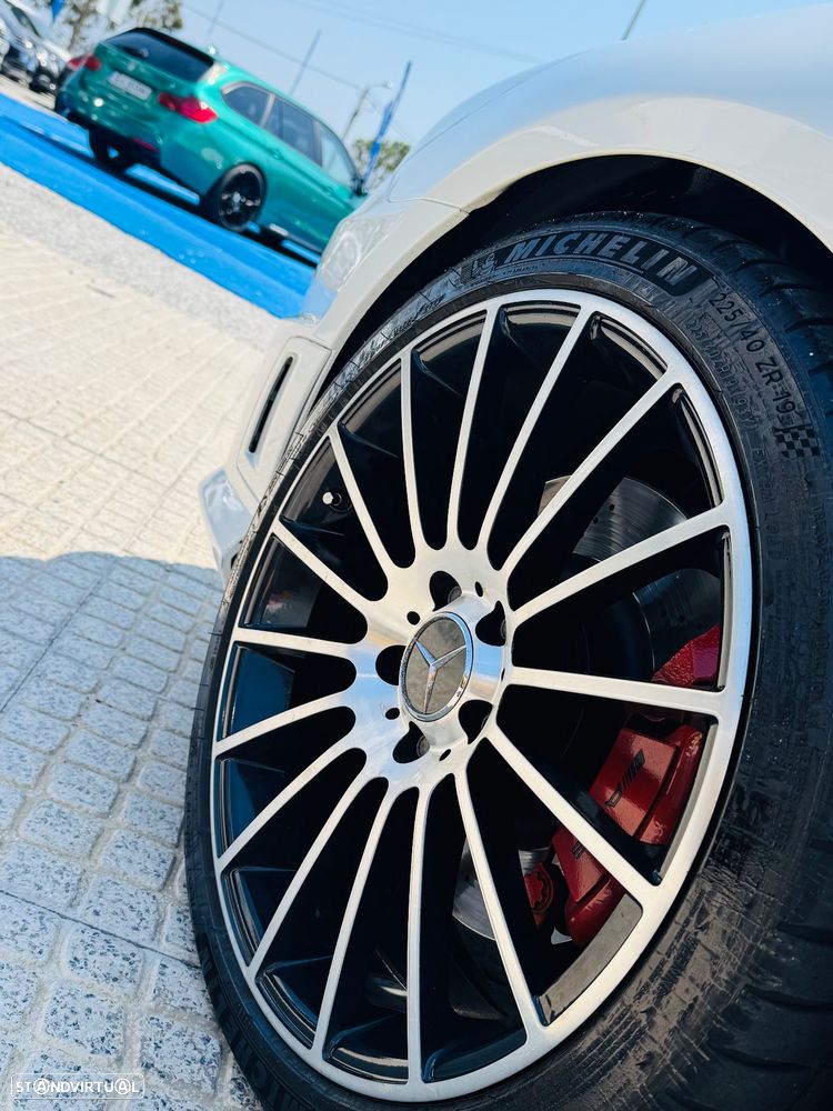 Mercedes-Benz SLK 250 CDI (BlueEFFICIENCY) 7G-TRONIC CarbonLOOK Edition - 7