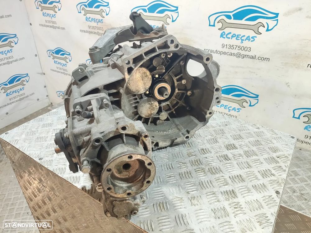 Caixa 6 Velocidades Manual VWAG - 2.0 TDI 16v 170cv 170 cv - CBB | KXY - Audi A3 8P  Audi TT 8J  Seat Altea XL Skoda Superb - 1