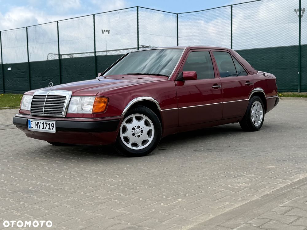 Mercedes-Benz W124 (1984-1993) - 27