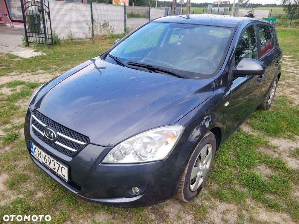 Kia Ceed 1.4 Comfort - 1