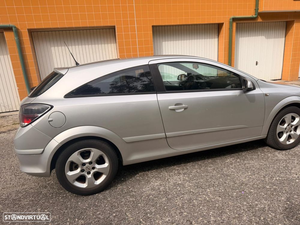 Opel Astra GTC 1.3 CDTI - 2