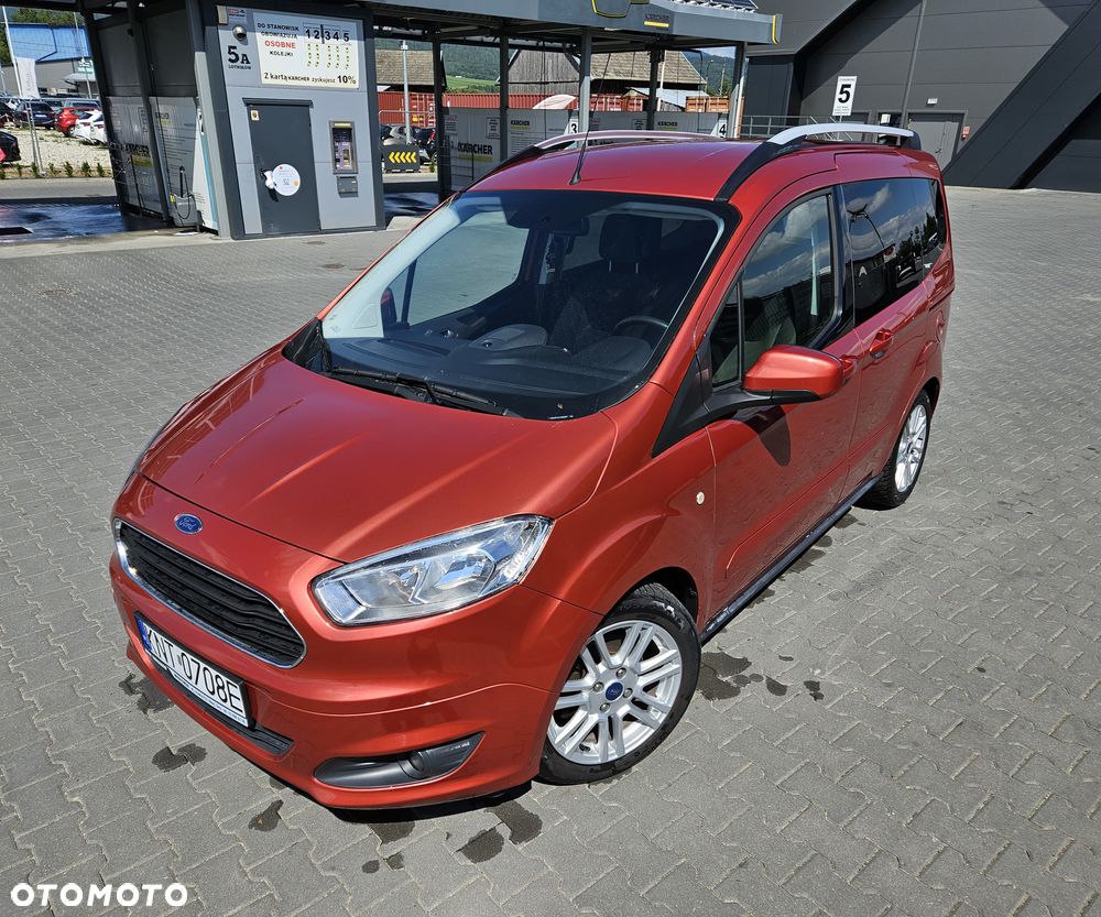 Ford Tourneo Courier 1.0 EcoBoost S&S Titanium - 3