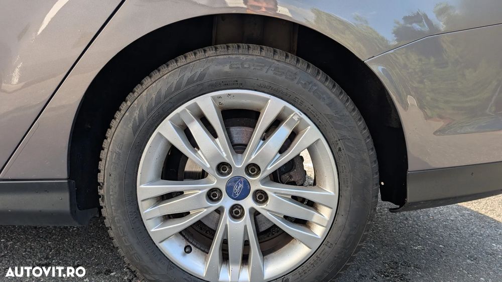 Ford Focus 1.6 Ti-VCT Titanium - 23