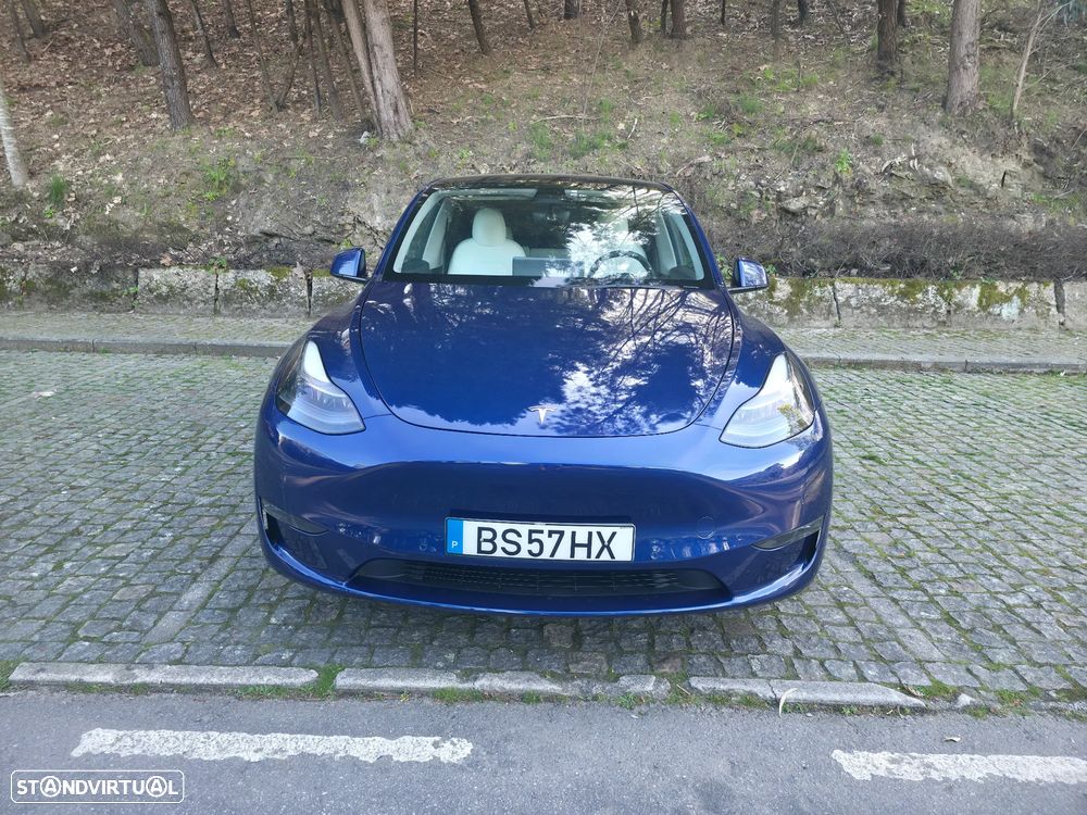 Tesla Model Y Long Range Dual Motor AWD - 3