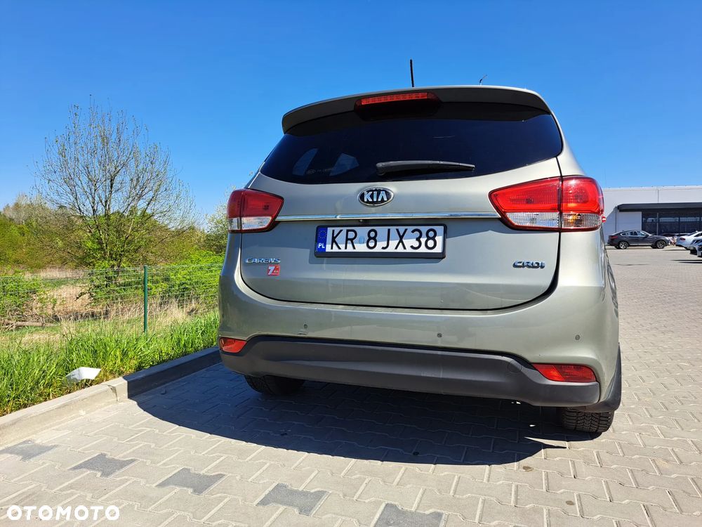 Kia Carens 1.7 CRDi L - 7