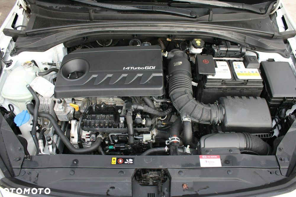 Kia Ceed 1.4 T-GDI L Business Line - 33