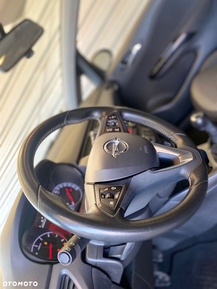 Opel Corsa 1.2 Cosmo - 19