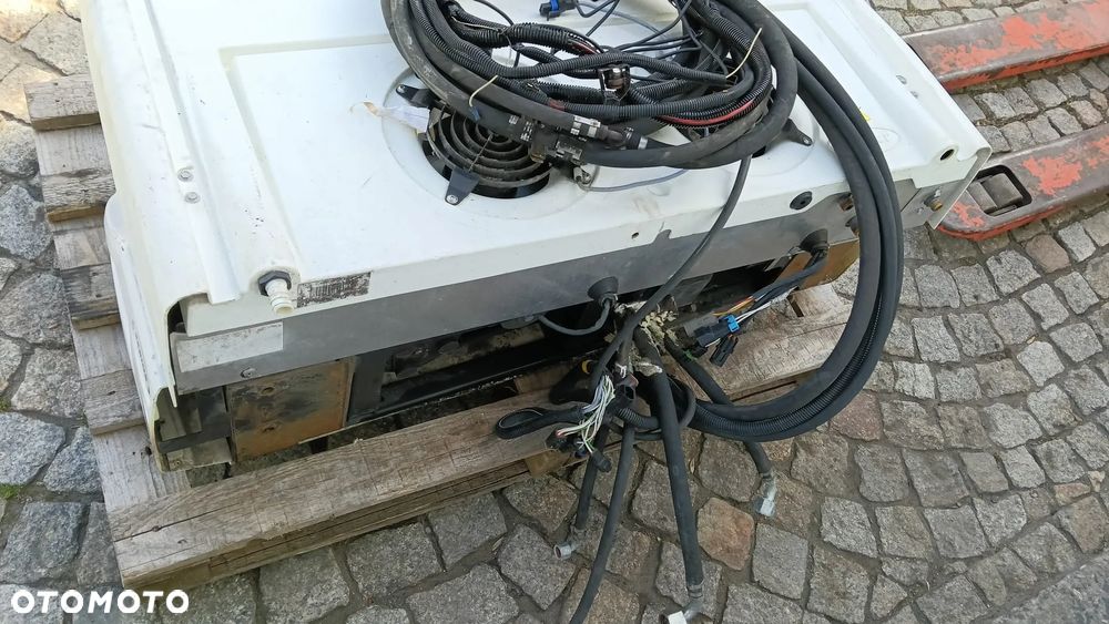 AGREGAT CHŁODNICZY CHŁODNIA CARRIER XARIOS 350 NR 326/149 - 2