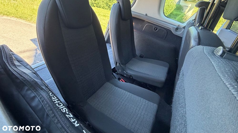 Renault Grand Scenic 2.0 16V Avantage - 22