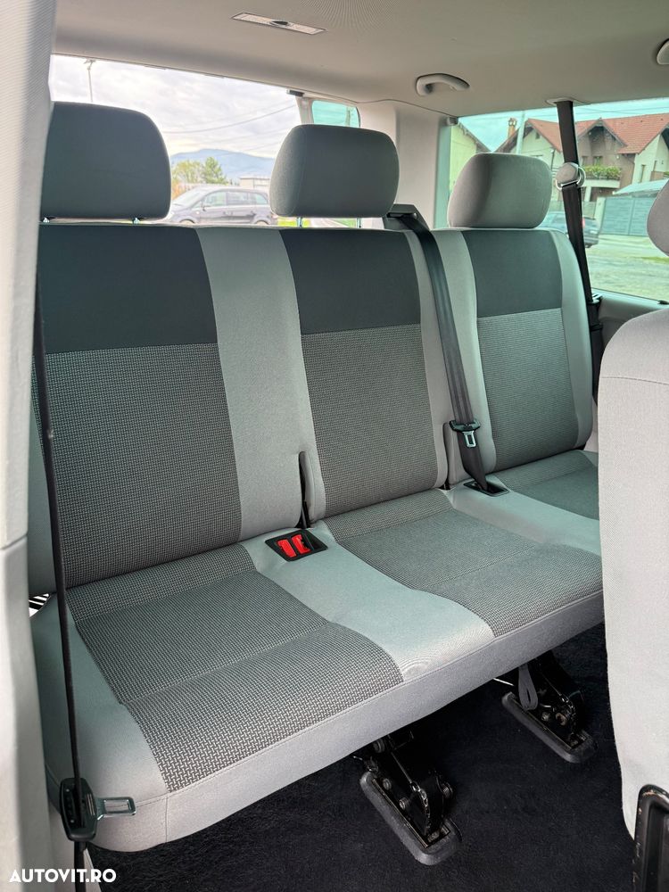 Volkswagen Transporter Caravelle DSG Comfortline Lung - 11
