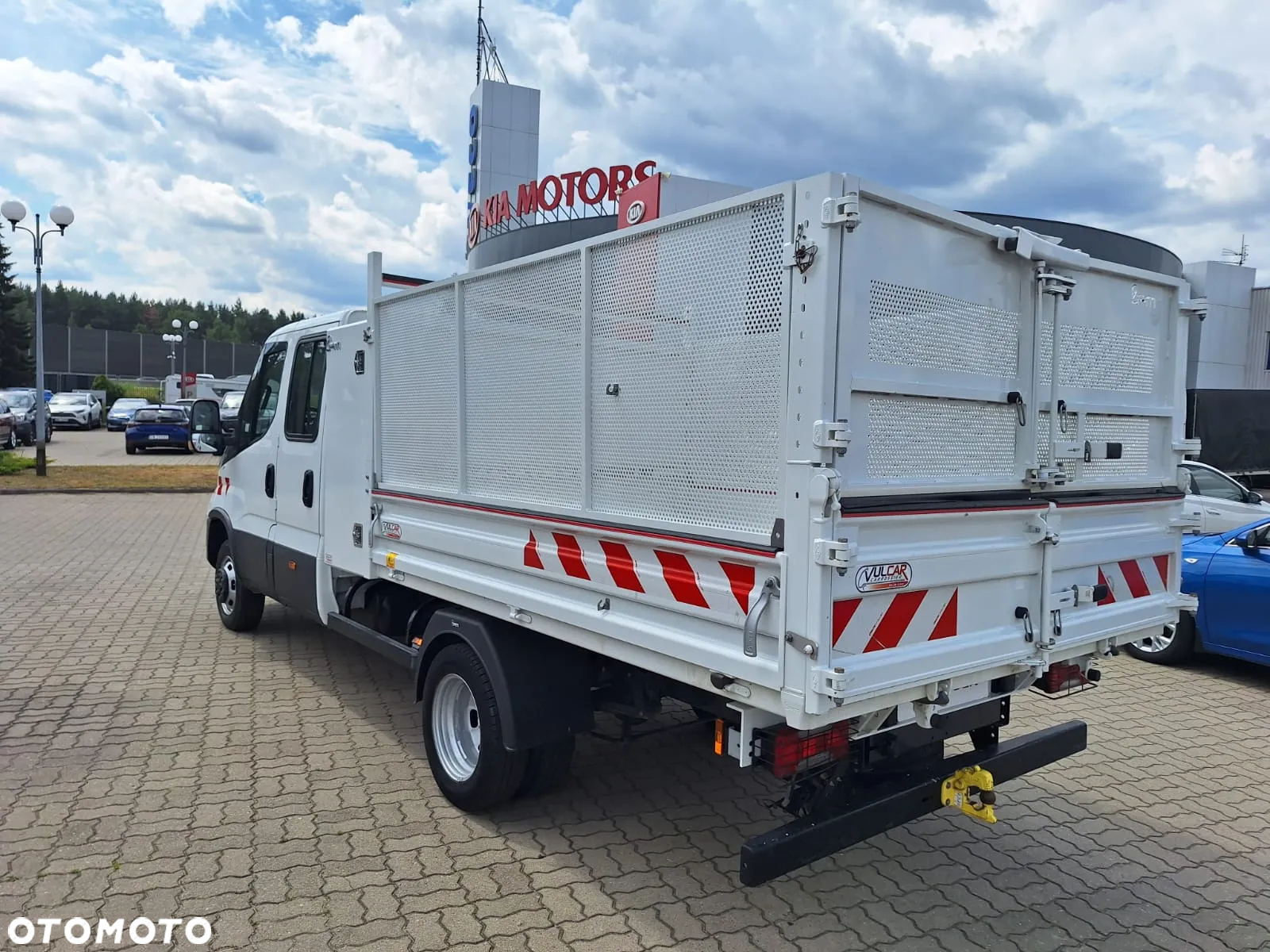 Iveco 35C16 3.0L Wywrotka Doka - 9