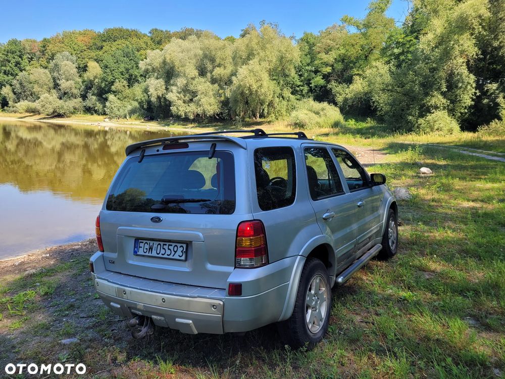 Ford Maverick 3.0 V6 Limited - 6