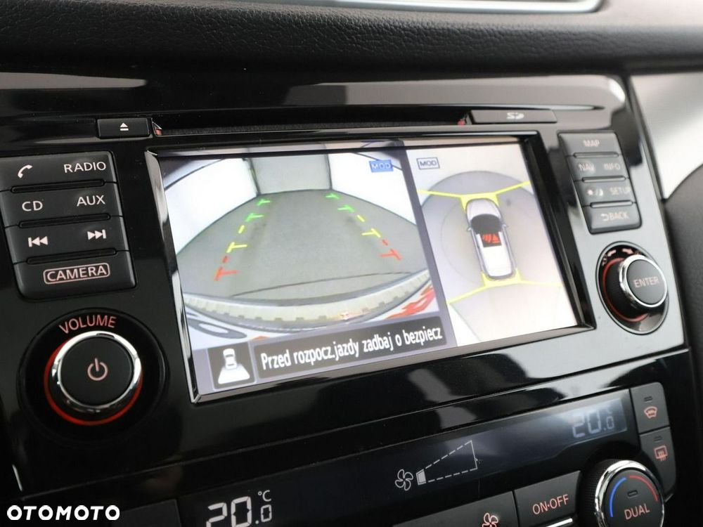 Nissan Qashqai 1.6 DIG-T N-Connecta - 25